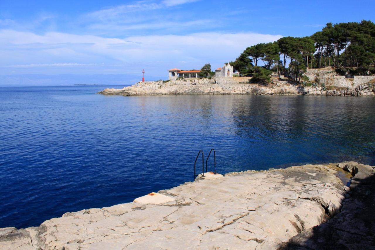 Apartments With A Parking Space Veli Losinj, Losinj - 8029 외부 사진